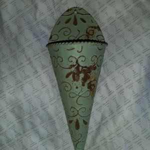 Shabby-chic container